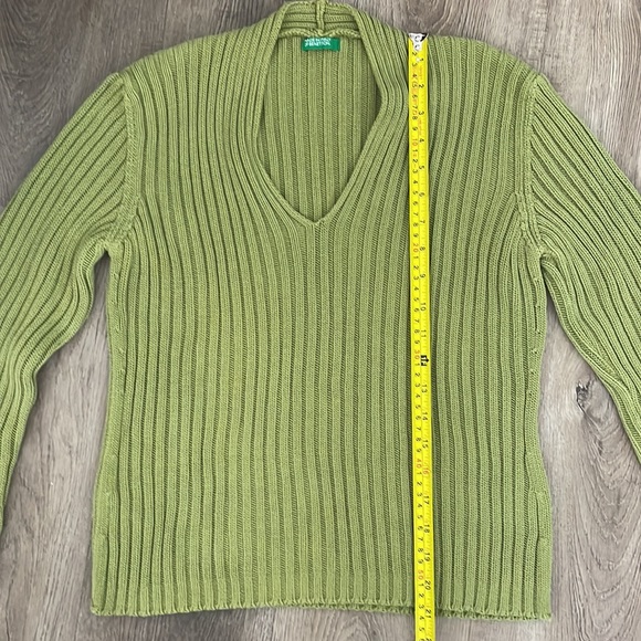 Vintage Y2K Benetton Ribbed Chartreuse Green V Neck Cotton Knit Sweater Womens - Picture 6 of 7